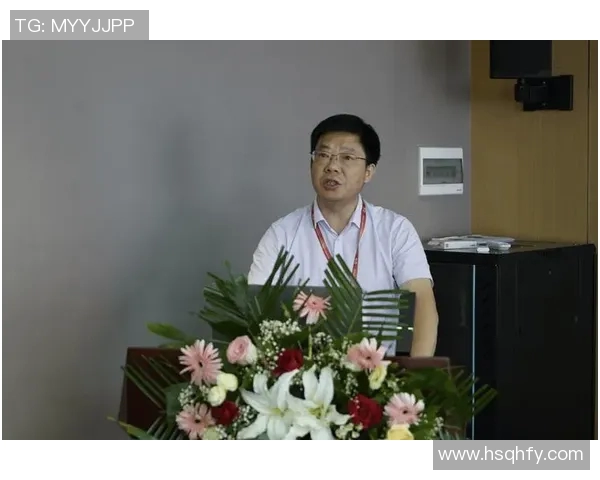 武汉羽毛球队耐力提升之路探讨与热议 武汉羽毛球队耐力提升之路探讨与热议