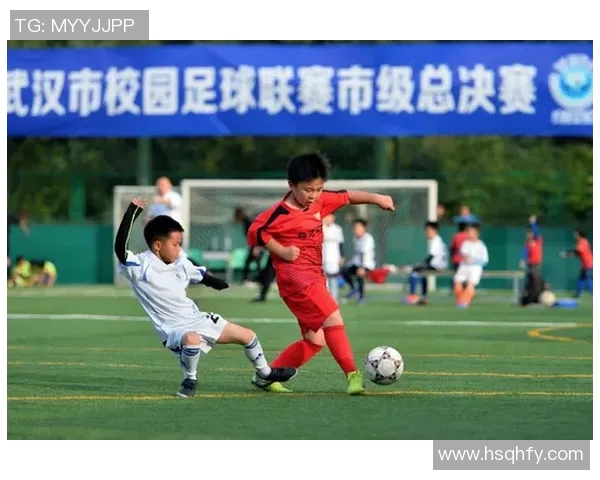 武汉足球队在总决赛中的灵活性表现与战术调整分析